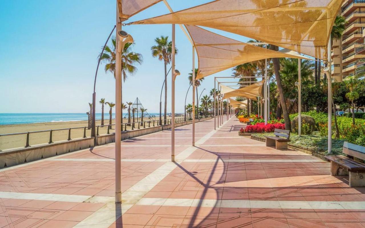 First Line Beach Sea View エステポナ エクステリア 写真