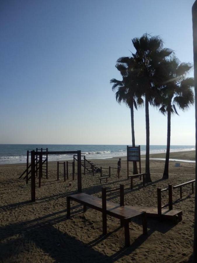 First Line Beach Sea View エステポナ エクステリア 写真